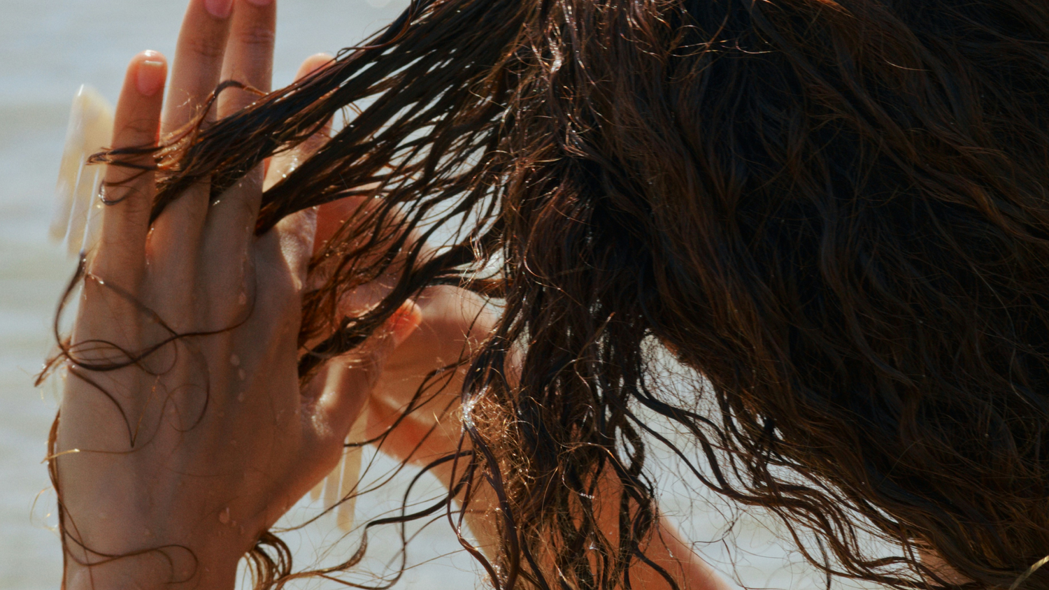 Curly Hair 101: Essential Products and Tips for Gorgeous, Frizz-Free Curls
